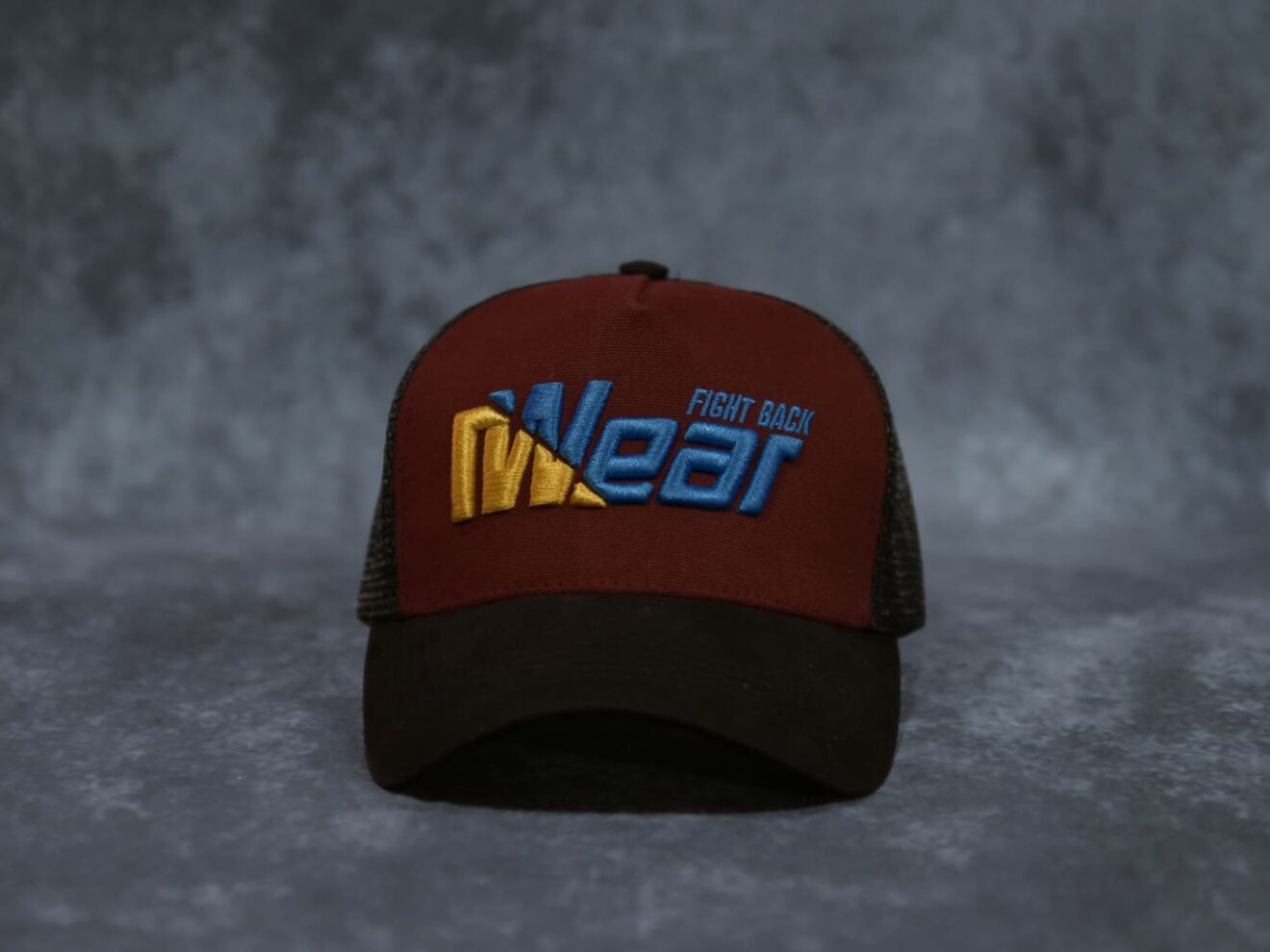 Кепка-тракер Ґвер